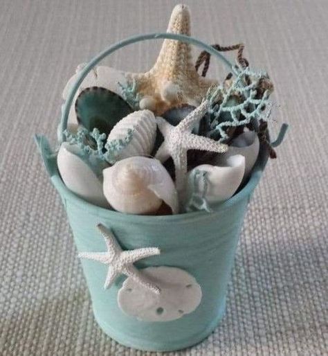 25+ Stunning DIY Beach Crafts To Create a Coastal Oasis | HubPages Wedding Favors Beach, Beach Crafts Diy, Beach Pail, Beach Themed Crafts, Beach Christmas Ornaments, Deco Marine, Coastal Ornament, Diy Beach Decor, Seashell Projects