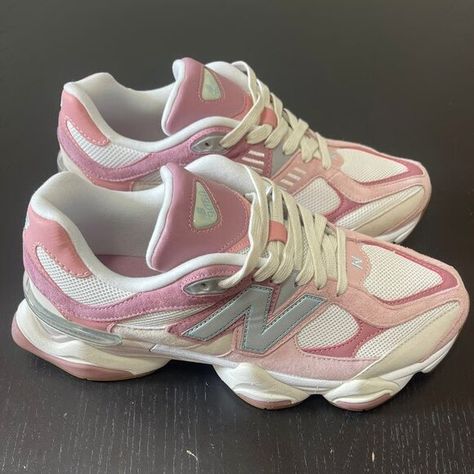 New Balance 9060 rose PINK Black New Balance Shoes, Black New Balance, New Balance Dad Shoes, Pretty Sneakers, Rose Pink Color, New Balance 9060, Shoes New Balance, Perfect Skin Care Routine, Dad Shoes