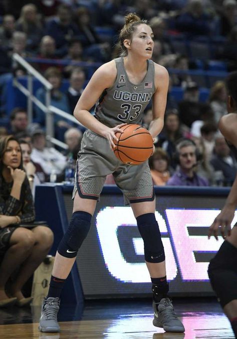 Basket Girl, Katie Lou Samuelson, Woman Basketball, Women Basketball, Basketball Team Pictures, Volleyball Cheers, Uconn Basketball, Basketball Uniforms Design, Basketball Moves