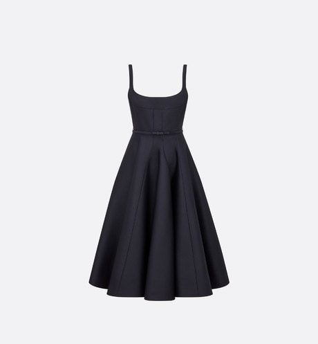 Dior Formal Dress, Dior Midi Dress, Dior Dress Elegant, Dior Black Dress, Dior Silhouette, Chique Outfit, Dior Dress, Marine Uniform, Couture Mode