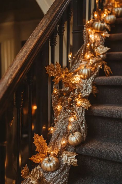 23 Cozy Fall Staircase Decor Ideas - Edward George Fall Staircase Decor, Fall Staircase, Wedding Staircase Decoration, Garland For Staircase, Garland Staircase, Fall Crafts Decorations, Wedding Staircase, Staircase Decor Ideas, Fall Decor Diy Crafts