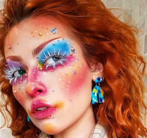 Mad Hatter Inspired Makeup, Mad Hatter Makeup Ideas, Wonderland Makeup Ideas, Clown Inspired Makeup, Colorful Clown Makeup, Clown Core Makeup, Clowncore Makeup, Vampire Makeup Ideas, Mad Hatter Makeup