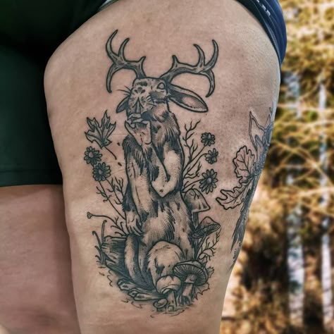 25 Spellbinding Witchy Tattoos That Will Charm You | Instagram Image Tattoos inspired by the occult that cast a spell. Entertainment Pagan Neck Tattoo, Witchy Tattoo Ideas Thigh, Goth Cottagecore Tattoo, Witchy Sleeve Tattoo, Witchy Tattoos Sleeve, Nature Inspired Tattoos, Best Feminine Tattoos, Witchy Tattoo Ideas, Wiccan Tattoo