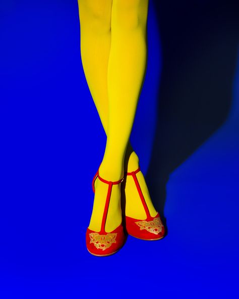 For Patricia Blanchet Paris Yellow Tights, Minimal Photography, Foto Art, Yellow Aesthetic, Color Inspo, All Images, Red Aesthetic, Fashion Editorial, Pantone Color