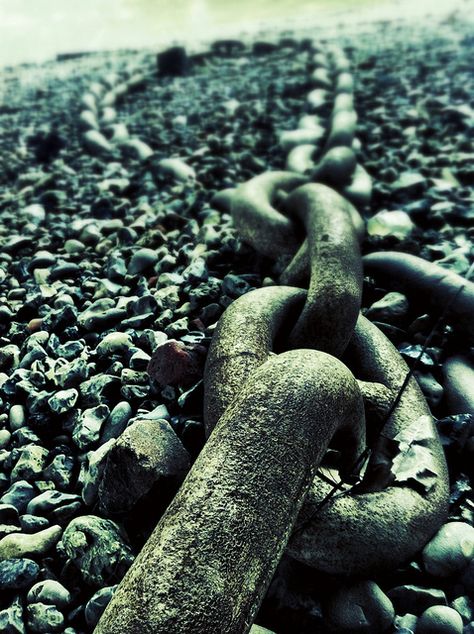 A different view of London - Anchor chain - Jahsharn Pirate Sleeve, Anchor Photography, Reference Objects, Liminal Places, Anchor Chains, Glass Fishing Floats, Fishing Floats, Anchor Chain, Hdr Photography