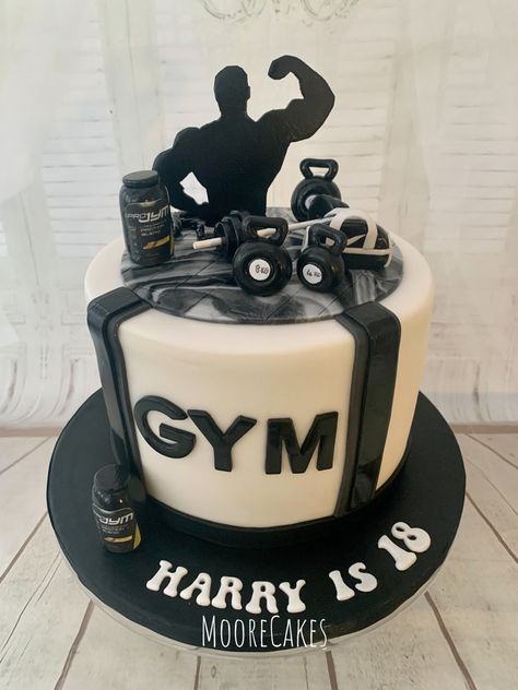 Gym Cake Design, Body Builder Cake, Boys 18th Birthday Cake, 21st Birthday Cake For Guys, 50th Birthday Cake For Women, 21st Birthday Boy, Fitness Cake, Gym Cake, Tårta Design