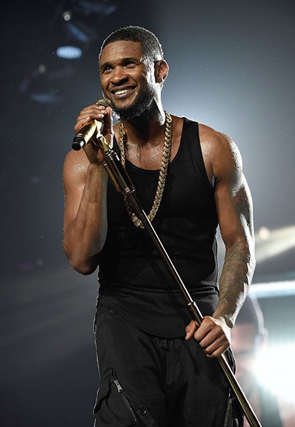 Usher through the years Rnb Aesthetic, Usher Raymond, Luther Vandross, Mashup Music, Gq Magazine, Sean John, American Music Awards, Hollywood Walk Of Fame, Walk Of Fame