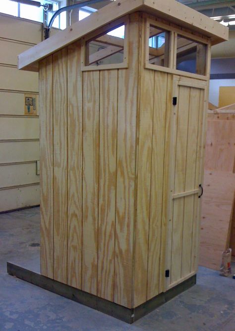 PDF Free Outhouse Plans Designs Plans DIY Free quilt holder wood | john6012za Diy Outhouse Plans, Simple Outhouse Plans, Outhouse Bathroom Ideas, Outhouse Diy, Simple Outhouse, Diy Outhouse, Outhouse Ideas, Building An Outhouse, Outhouse Plans