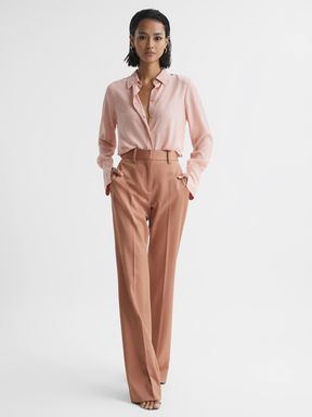 Womens Outlet - REISS USA Color Coordinated Outfits, Coordinated Outfits, Don Pedro, Vintage Trends, Classic Wardrobe Staples, Work Fits, Summer Work, Classic Wardrobe, Flare Trousers