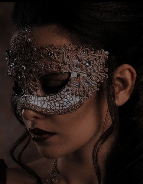 @𝐤𝐞𝐥𝐢𝐚𝐚𝐬𝐥𝐮𝐬𝐭 Masquerade Ball Aesthetic, Masquerade Aesthetic, Vampire Masquerade, Royal Core, Mask Aesthetic, Ball Aesthetic, Masked Ball, Royalty Aesthetic, Royal Aesthetic