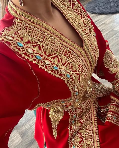 Moroccan Outfit, Algerian Dress, Morrocan Fashion, Moroccan Kaftan Dress, Moroccan Bride, Moroccan Aesthetic, Algerian Clothing, Moroccan Clothing, Lover Dress