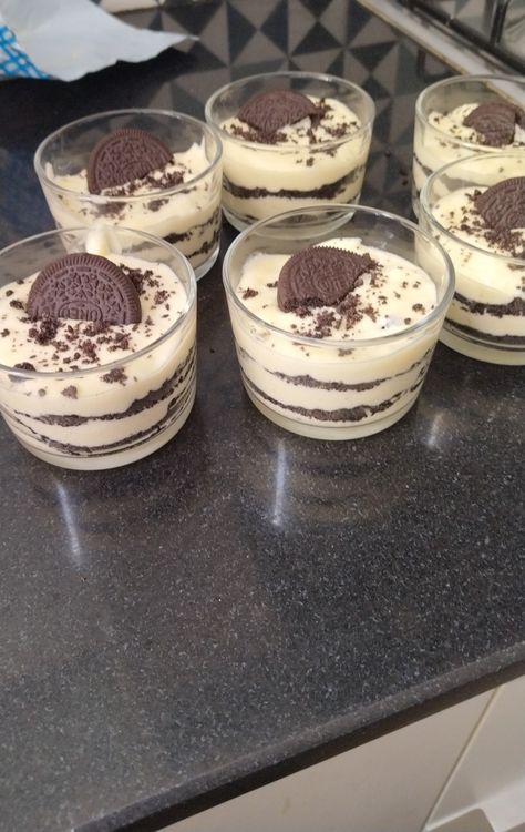 Dessert Snap, Tiramisu Oreo, Chocolate Shakes, Streaks Snapchat, Eating Food Funny, Sweet Corner, Tastemade Recipes, Finger Foods Easy, Kuwait City