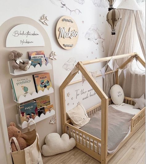 24 Insanely Cute Kids' Room Ideas (Toddler Edition) 52 24 Insanely Cute Kids' Room Ideas (Toddler Edition) Diy Kids Bedroom Ideas, Camera Montessori, Montessori House Bed, Toddler Boy Room Decor, Kids Rooms Inspo, Baby Playroom, Toddler Girl Room, Baby Boy Room Decor, Kids Bedroom Inspiration