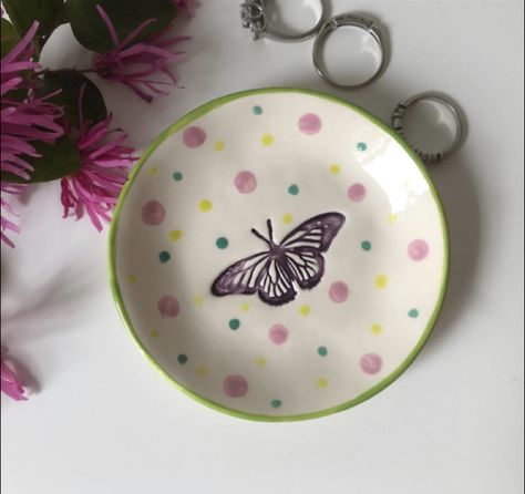 Purple Y2k, Diy Dish, Colorful Dishes, Wedding Ring Dish, Cross Gift, Pottery Painting Designs, Clay Crafts Air Dry, Keramik Design, Pottery Dishes