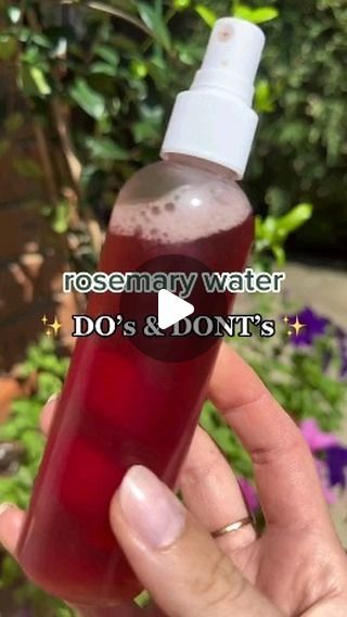 Healthy Herbs - Health Tips on Instagram: "Do’s & dont’s - rosemary water edition ✨🌿Content by @irahhair . Follow HER on tiktok and Instagram for more!⠀

#rosemarywater #rosemarywaterforhair #rosemarywaterforhairgrowth #rosemarywaterforhair" Rosemary Water, Healthy Herbs, Hair Growth, Rosemary, Health Tips, Herbs, Health, Makeup, Water