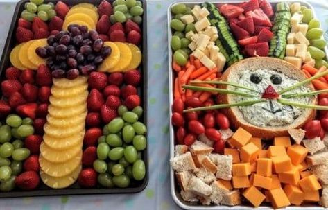 Easter Fruit Tray, Veg Tray, Easter Lunch Table, Board Meals, Veggie Tray Ideas, Char Board, Easter Platter, Easter Fruit, Easter Food Crafts