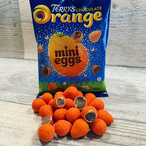 Terry's Chocolate Orange Mini Eggs #Easter #ChocolateOrange | Nibbles 'n' Scribbles | Review Terry's Chocolate Orange, Easter Eggs Chocolate, Mini Eggs, Christmas Baskets, Chocolate Eggs, Creamy Chocolate, Easter Candy, Easter Chocolate, Candy Store