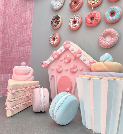 Candy Themed Room Decor, Candyland Nursery, Candy Themed Room, Candy Mural, Minnie Candyland, Candy Room Decor, Candy Themed Bedroom, Bakery Theme, Beach Hut Decor