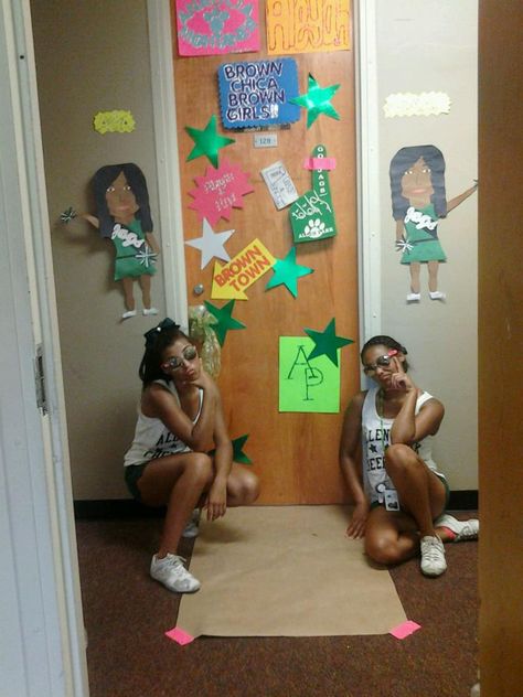 cheer camp door contest cute idea Cheer Door Decorations, Camp Door Decorations, Cheer Camp Door Decorations, Cheer Camp Gift Ideas, Camp Gift Ideas, Nca Cheer, Cheer Camp Gifts, Cheer Decorations, Cheer Gift Ideas