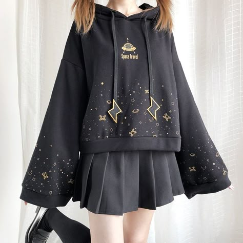 Cheap Agasalhos e Moletons, Buy Directly from China Suppliers:2019 outono inverno preto alargamento manga grossa hoodies japonês lolita menina céu estrelado imprimir estudante camisola de manga longa gótico Aproveite ✓Envio gratuito para todo o mundo! ✓Promoções de tempo limitado ✓Devoluções fáceis Cute Hoodie, Kawaii Fashion Outfits, Skirt Maxi, Space Travel, Inspired Outfits, Kawaii Clothes, Edgy Outfits, Teen Fashion Outfits, Kawaii Fashion