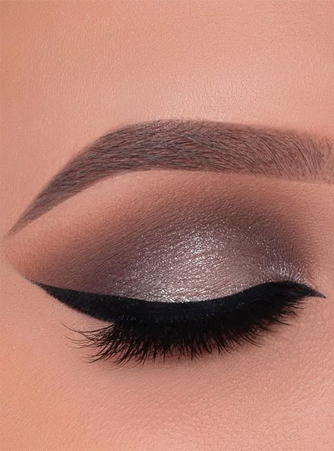 Grey Eyeshadow Looks, Daytime Eye Makeup, Smokey Eyeshadow Looks, Eye Makeup Images, Mekap Mata, Grey Eyeshadow, Wedding Eye Makeup, Eyebrow Makeup Tips, Smokey Eyeshadow