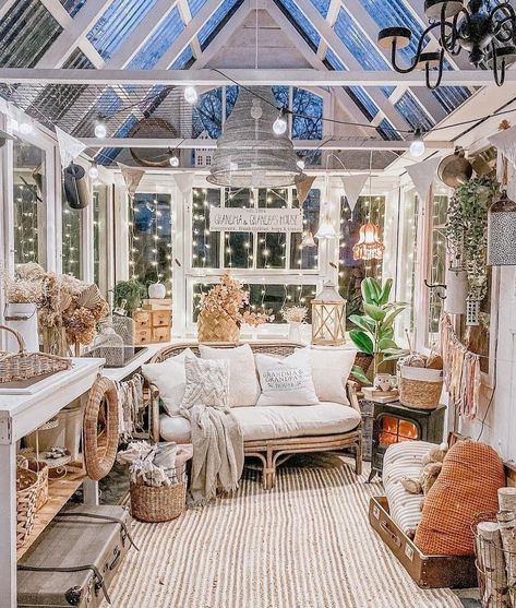 Evergreen Landscape Front Yard, She Shed Greenhouse, Greenhouse Studio, She Shed Interior, Garden Shed Interiors, French Country Ideas, Potting Benches, Shed Interior, Outdoor Greenhouse