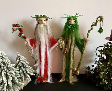 The Holly and the Oak king #hollyking #oakking #yule #battlebetweenlightanddark #winter #pagan Yuletide Blessings, The Holly King, Oak King, Holly King, Christmas Vibe, Witch House, Christmas And Winter, Christmas Images, Yule