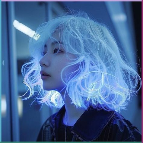 Cassie Nightingale Hair, Ocean Colored Hair, Sea Hair Color, Hair Reference Photography, Glowing Hair Art, Top Lighting Reference, Hairstyles Jellyfish, Mysterious Hairstyles, Luminescent Aesthetic