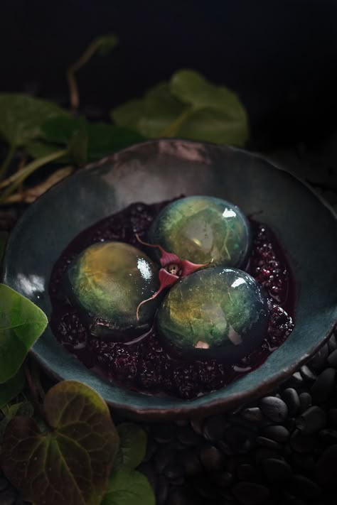 Island Desserts, Wild Ginger Plant, Blackberry Sauce, Spooky Halloween Food, Jelly Desserts, Ginger Plant, Wild Ginger, Butterfly Pea Flower, Spring Desserts