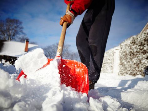 Old Farmer's Almanac Releases Winter 2019 Prediction For NC Ice Melter, Ice Remover, Shoveling Snow, Winter Survival, Winter Hacks, Ice Melting, Snow Removal, Snow Blower, Family Handyman