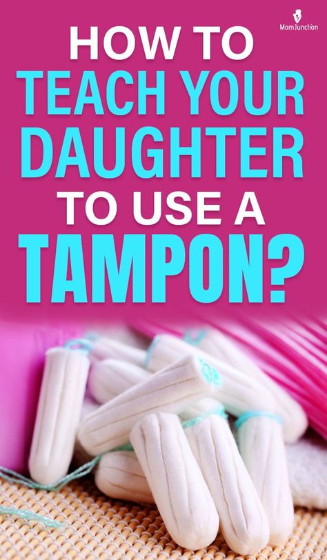 Using tampons for the first time can be scary for your teen daughter. However, she would soon become accustomed to it if you teach your daughter to use a tampon properly. Starting Your Period For The First Time, Best Tampons For Beginners, How To Apply A Tampon, How To Tell When Your Period Is Coming, Tampon Tips For Beginners, How To Insert A Tampon Step By Step, How To Use Tampons Video, Period Gifts For Daughter, How To Use A Tampon