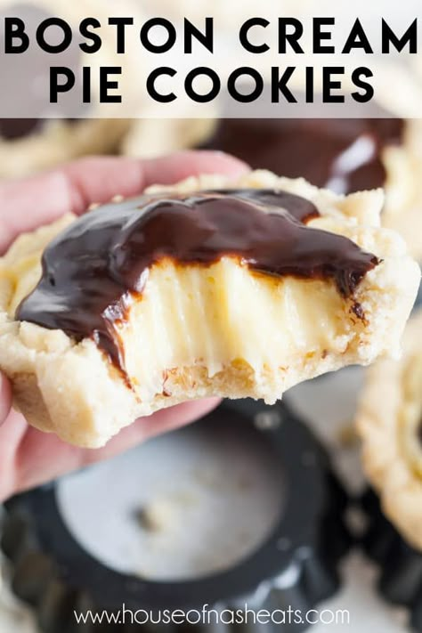 Boston Crème Pie Cookie Bites, Boston Cream Pie Cookie Cups, Authentic Boston Cream Pie, Chocolate Pie Cookies, Things To Make With Half And Half, Pie Cookies Recipe, Boston Cream Cookies, Coconut Cream Pie Cookies, Cold Pie Recipes