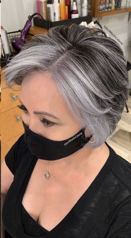 Hair Blending, Grey Hair Transformation, Short Silver Hair, Gorgeous Gray Hair, Grey Hair Inspiration, Gray Hair Growing Out, Gray Hair Cuts, Blending Gray Hair, Gray Hair Highlights