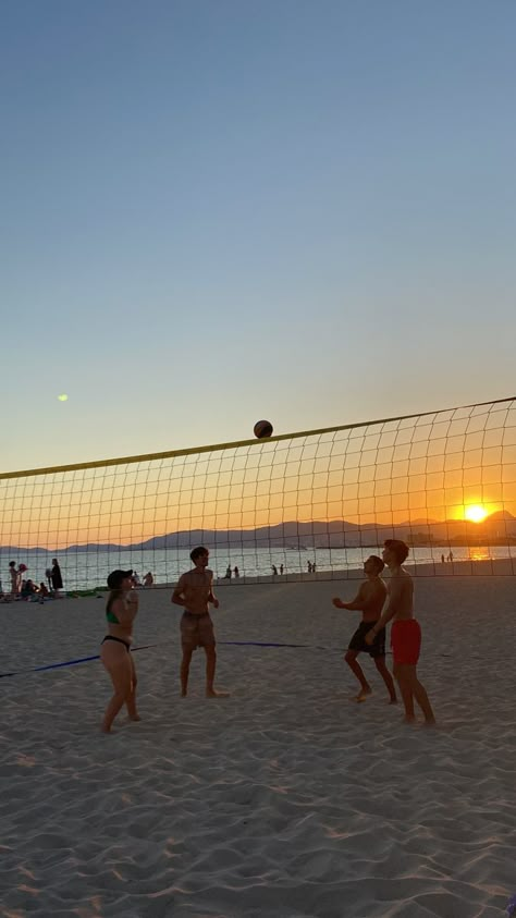 Beach Volley Aesthetic, Summer Vision Board, Summer Vision, Beach Volley, Dream Summer, Summer Pics, Summer Goals, Salou, The Summer I Turned Pretty