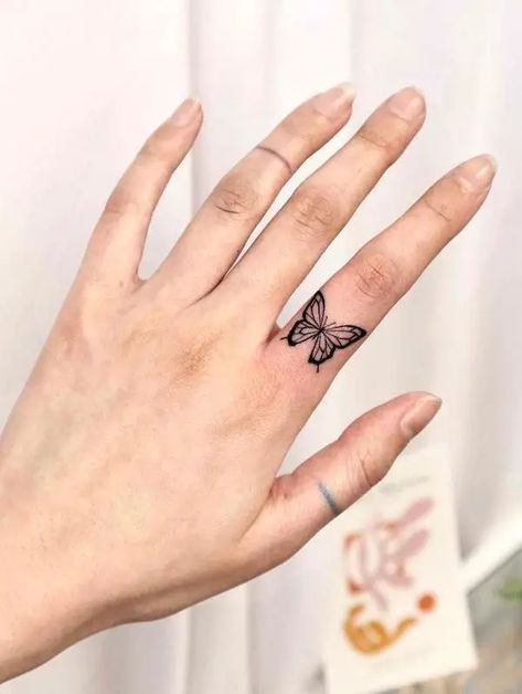 15 Cute Finger Tattoo Ideas For Females 2 Butterfly Finger Tattoo, Inner Finger Tattoo, Simple Hand Tattoos, Thumb Tattoos, Full Hand Tattoo, Butterfly Hand Tattoo, Cute Finger Tattoos, Our Mindful Life, Small Finger Tattoos