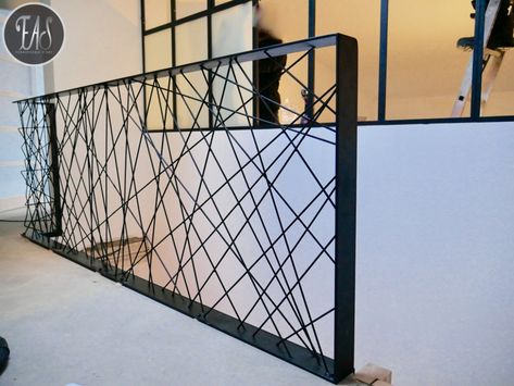 Home Grill Design, Garde Corps Metal, Garde Corps Design, Burglar Bars, Steampunk Furniture, Staircase Design Modern, Contemporary Stairs, Stairs Design Interior, Balcony Grill