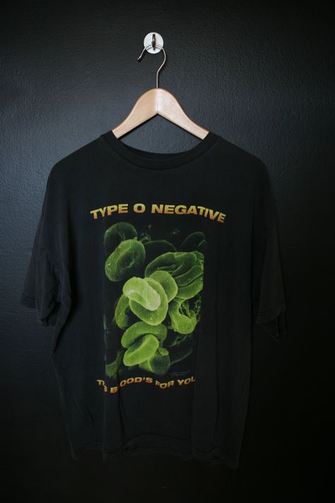 Type O Negative This Blood's For You 1990s vintage Tshirt. Size XL This shirt is in great vintage condition with some fading throughout and minimal cracking on the graphic. Super soft. Measurements: Pit to pit: 23 Top of collar to bottom hem: 29 We do our best to describe all items. All sh Type O Negative Shirt, Type O Negative, Autumn Sleeve, Band Shirts, Alternative Outfits, Playing Dress-up, Edgy Outfits, Cool Clothes, Pop Fashion