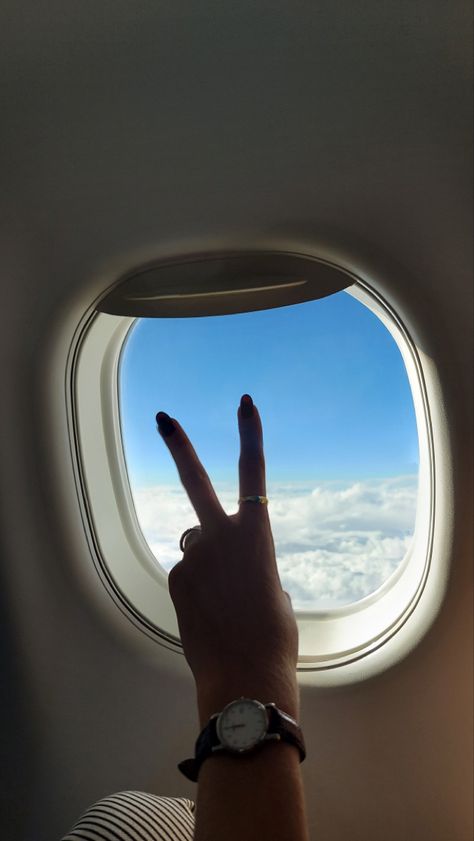 plane | window | travel | aesthetic | airplane | flight Plane Pics Aesthetic, Flight Window Pics, Plane Window Aesthetic, Travel Aesthetic Airplane, Airplane Pics, Aesthetic Airplane, Pilot Quotes, Airplane Window View, Plane Window