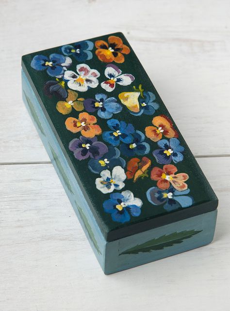 Jewelry BOX. Small wooden box for Jewelry, small gifts, treasures & trinkets. Hand painted. Author's work. Acrylic. Svitlana Mukhina. mukhina.s@gmail.com Painted Recipe Box Ideas, Jewellery Box Design Diy, Painted Wooden Desk Ideas, Jewelry Box Painting Ideas Aesthetic, Painting Object Ideas, Paint Wooden Box Ideas, Cute Painted Boxes Ideas, Wood Box Painting Ideas Easy, Wooden Jewelry Box Painting Ideas