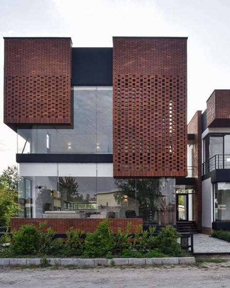 Modern Brick House, Brick House Designs, Facade Architecture Design, Brick Architecture, Brick Facade, Design Exterior, Brick Design, Building Facade, Brick Building