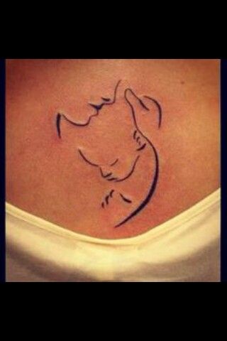 Mother and child silhouette tattoo Mama Tattoos, Mother And Baby Tattoo, Mother Tattoo, Mother Tattoos For Children, Mother Son Tattoos, Tattoo Heart, Mother Tattoos, Tattoo For Son, Mother Daughter Tattoos