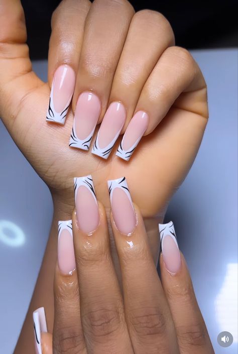 Pink Natural Nails, Natural Nails Long, White Nails Inspo, Square Nails Design, Nails Long Square, Elegant Touch Nails, Black White Nails, Brown Acrylic Nails, Henna Nails