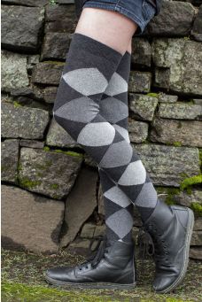 Model wears dark charcoal cotton blend over the knee socks, patterned with medium charcoal and light grey diamonds. Long Socks Outfit, Otk Socks, Striped Thigh High Socks, Socks Outfit, Half Socks, Goth Fashion Punk, Emo Dresses, Thigh High Boots Heels, Layered Fashion