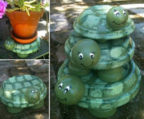 Terra Cotta Turtles Clay Pot Projects, Terra Cotta Clay Pots, Flower Pot People, Clay Pot People, Flower Pot Art, Terra Cotta Pot Crafts, Painted Clay Pots, Painted Clay, Clay Flower Pots