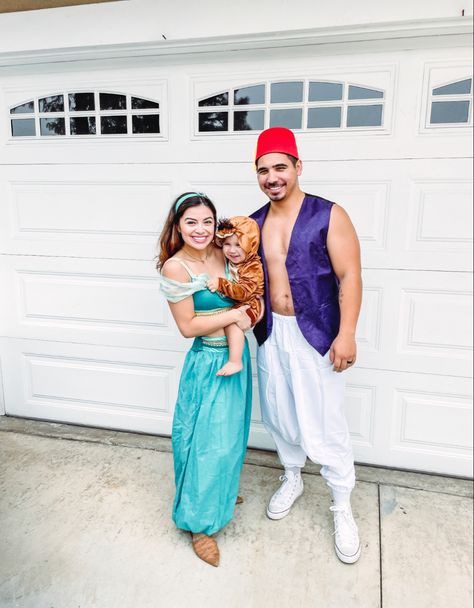 Family Aladdin Costumes, Aladin Family Costumes, Aladdin Family Halloween Costumes, Tarzan Family Costume, Diy Aladdin Costume, Aladdin Family Costume, Jasmine And Aladdin Costume, Family Costumes For 3, Genie Costume