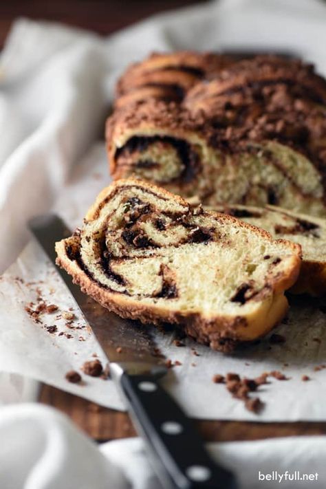 Chocolate Challah Bread Chocolate Challah, Sweet Yeast Dough, Kitchenaid Recipes, Yeast Dough Recipe, Easy Chocolate Pie, Beer Bread Easy, Challah Bread Recipes, Babka Recipe, Yeast Dough