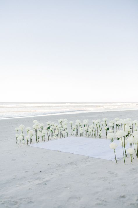 Simple Beach Wedding Setup, Beach Engagement Setup, Beach Proposal Aesthetic, Beach Proposal Setup, Cruise Proposal, Future Husband Journal, Proposal Outfit, Husband Journal, Proposal Ideas Beach