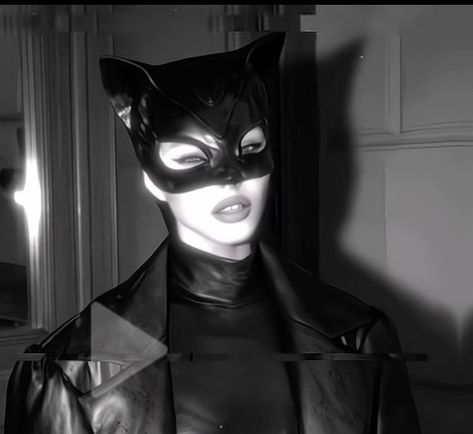 Catwoman Pfp Aesthetic, Cat Woman Aesthetic, Cat Woman Black, Cat Woman Pfp, Catwoman Pfp, Catwoman Mask, Jimin Black Hair, Catwoman Cosplay, Bad Kitty