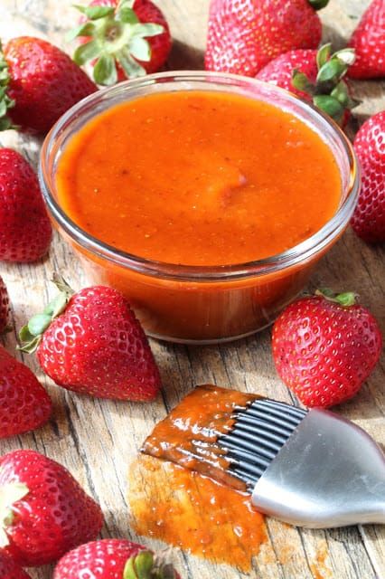 Strawberry Bbq Sauce, Strawberry Salads, Chipotle Bbq Sauce, Processor Recipes, Homemade Sloppy Joes, Salsa Sauce, Chipotle Peppers, Barbecue Sauce Recipes, Bbq Sauces