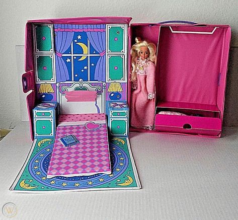 Vintage Barbie Doll Pretty Dreams Barbie Doll Carrying Case Fold Out Play Set | #1889395528 Barbie Slumber Party, Barbie Case, Barbie Bedroom, Slumber Party, Barbie Furniture, Christmas Gifts For Girls, Vintage Barbie Dolls, Slumber Parties, Christmas Girl